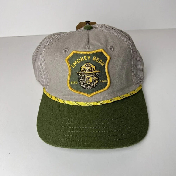 Smokey The Bear Rope Hat Green Snapback Mad Engine Adjustable Official Licensed - Picture 1 of 6
